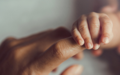 Sairaan lapsen syntymä mullistaa elämän- vanhemman ääni